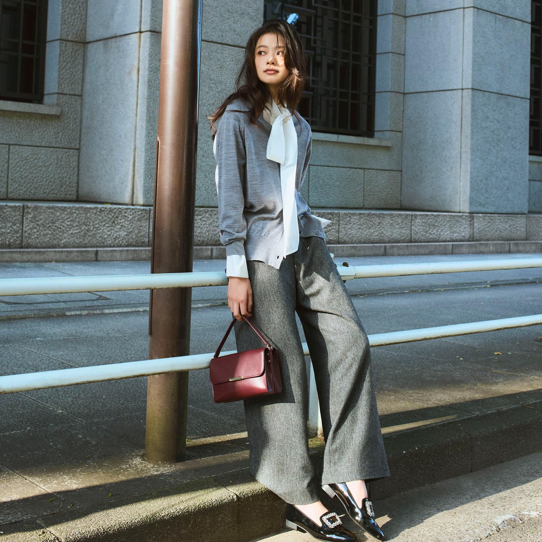 UNTITLED「【アンサンブル可/洗える/Vネック】ウールシルクカーディガン」|カーディガン|