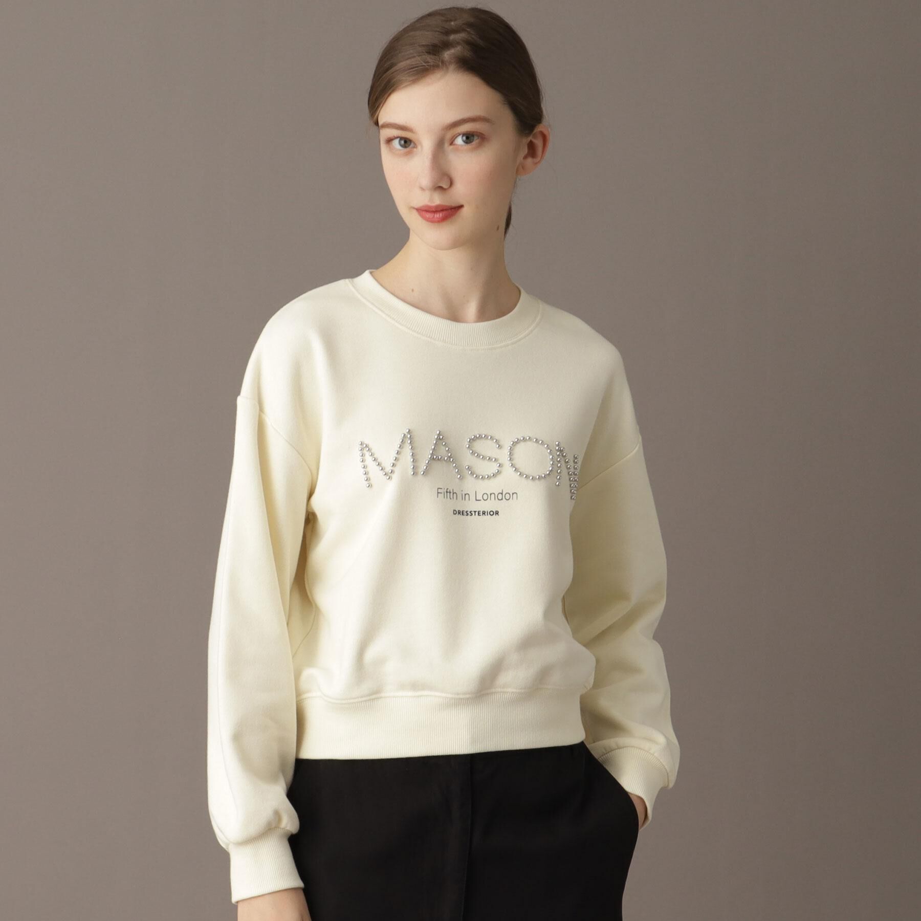 DRESSTERIOR「【洗える/ショート丈】メイソンスタッズロゴ裏毛プルオーバー」|パーカー|
