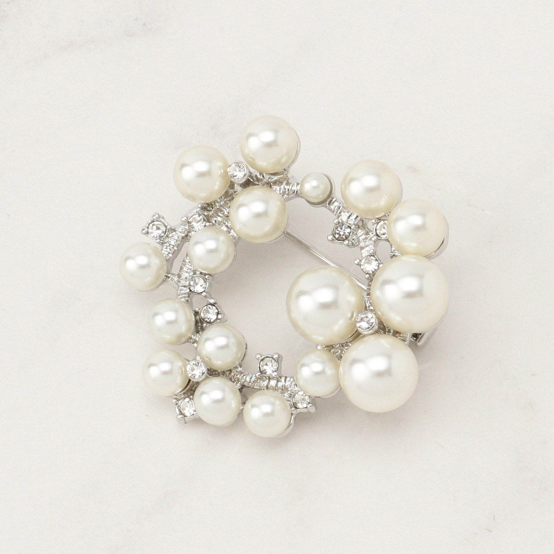 grove「ラウンドパール調ブローチ」|ブローチ・コサージュ|シルバー(006)