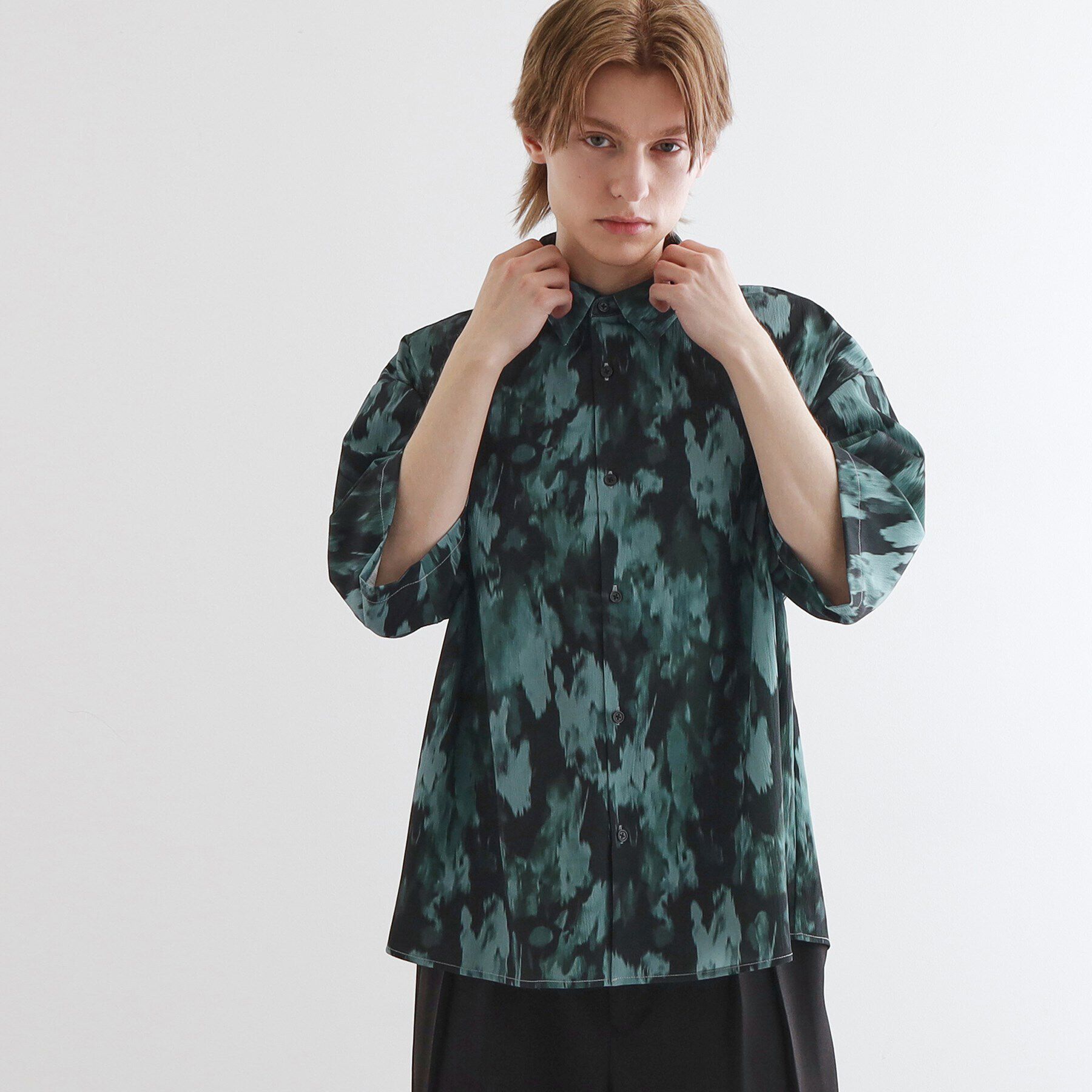 tk.TAKEO KIKUCHI「楊柳ブラープリントシャツ」|シャツ・ブラウス|