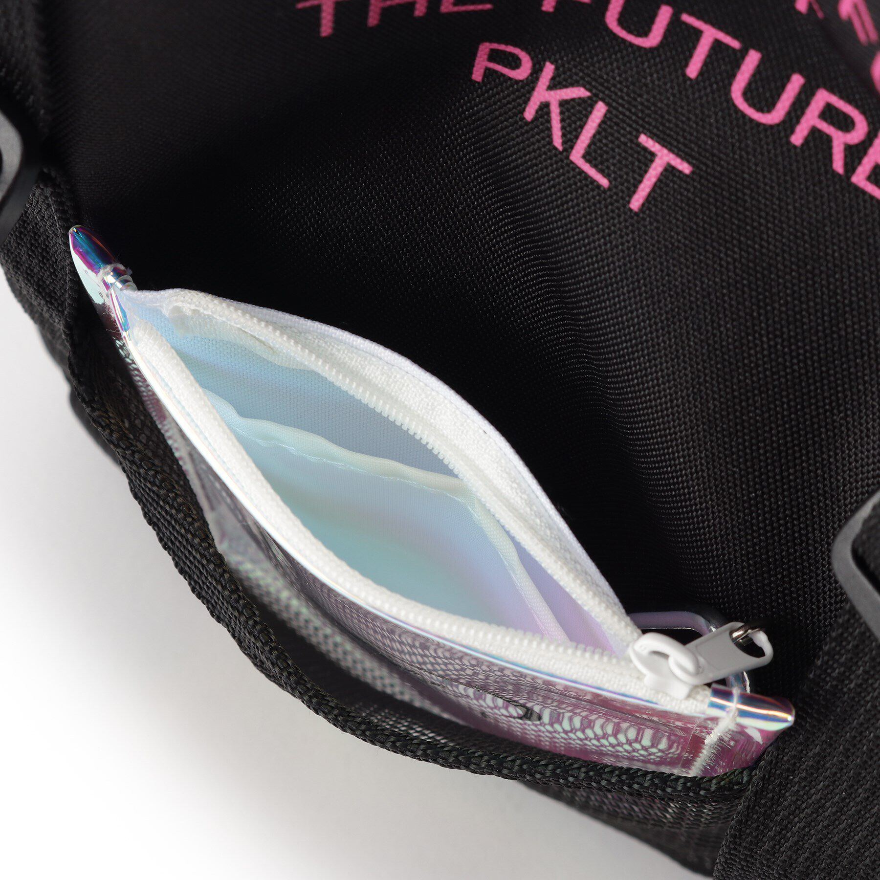 PINK-latte「【容量約29.5Ｌ】ミニポーチ付きリュック」|リュック|