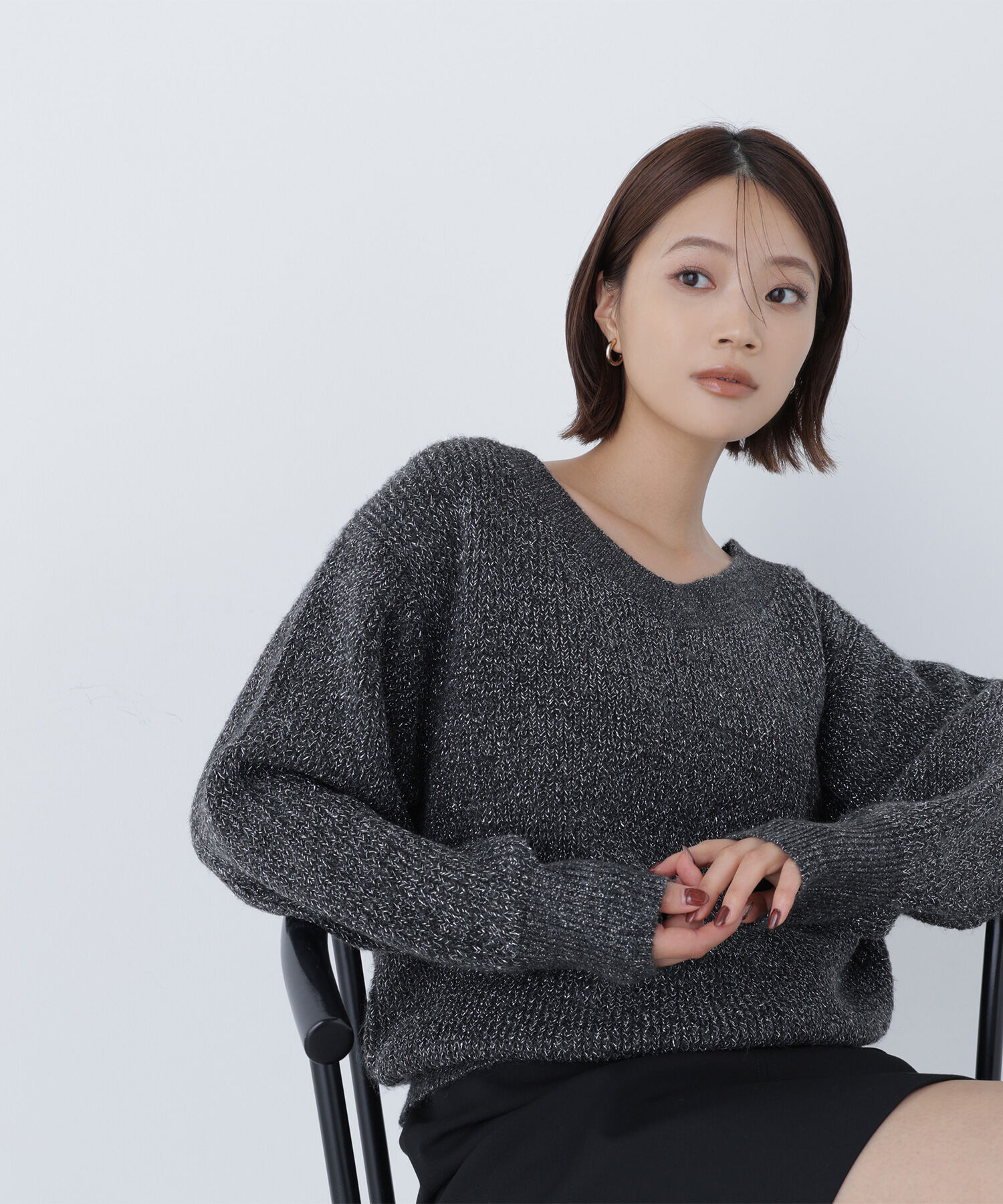  「Vネックボクシーラメニット」|ニット・セーター|