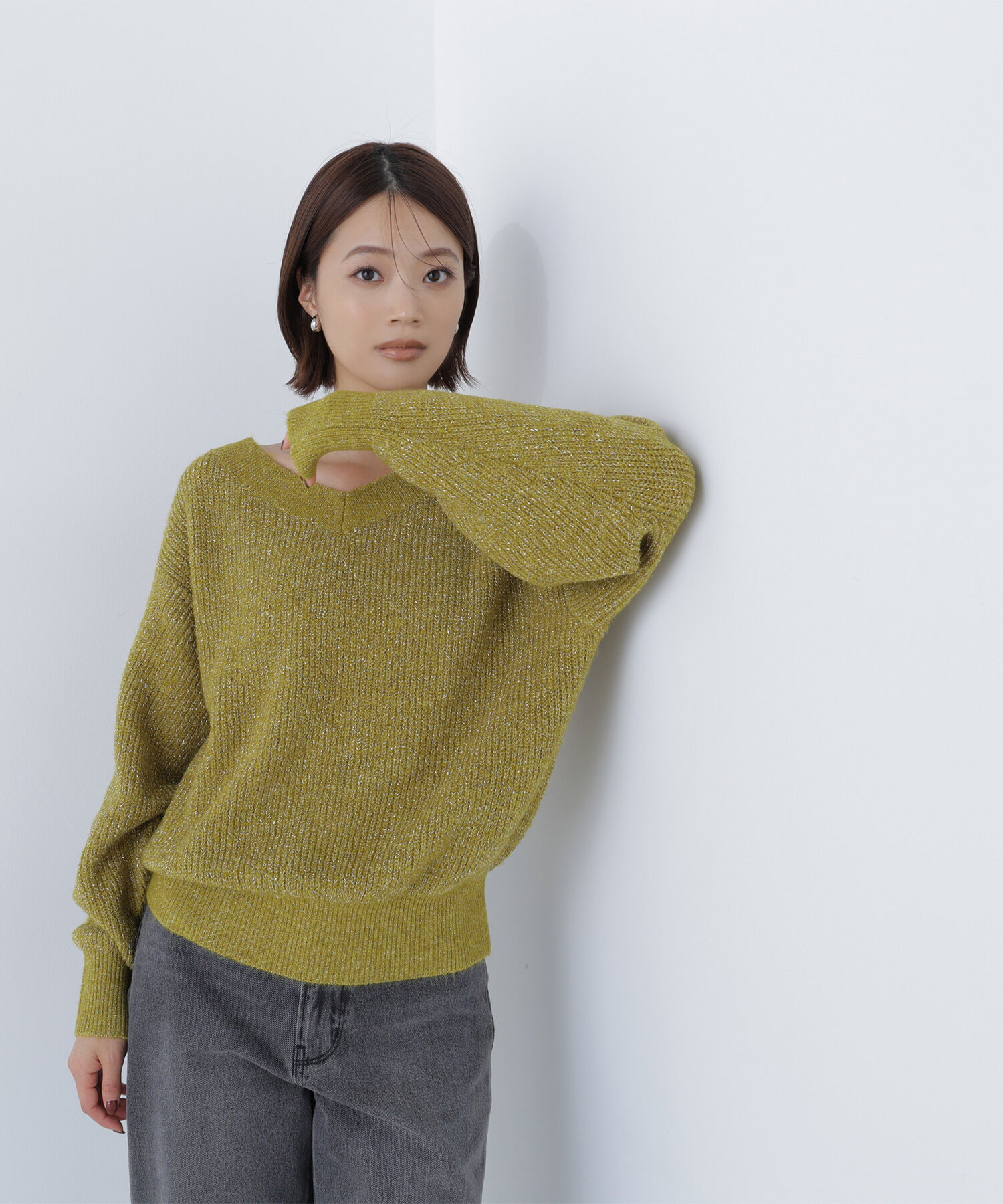  「Vネックボクシーラメニット」|ニット・セーター|