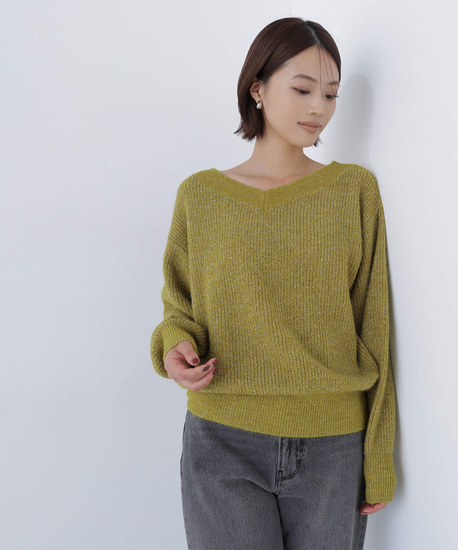  「Vネックボクシーラメニット」|ニット・セーター|