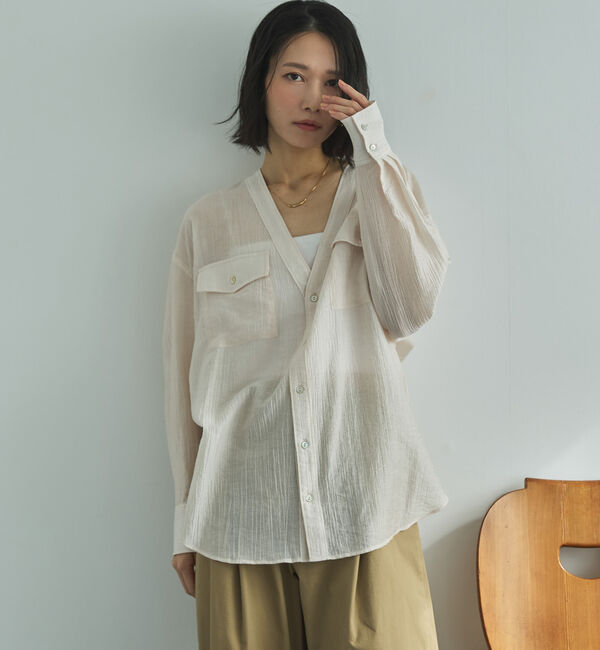 Doux archives「Ｖ開きシアー楊柳ブラウス」|シャツ・ブラウス|PINK BEIGE