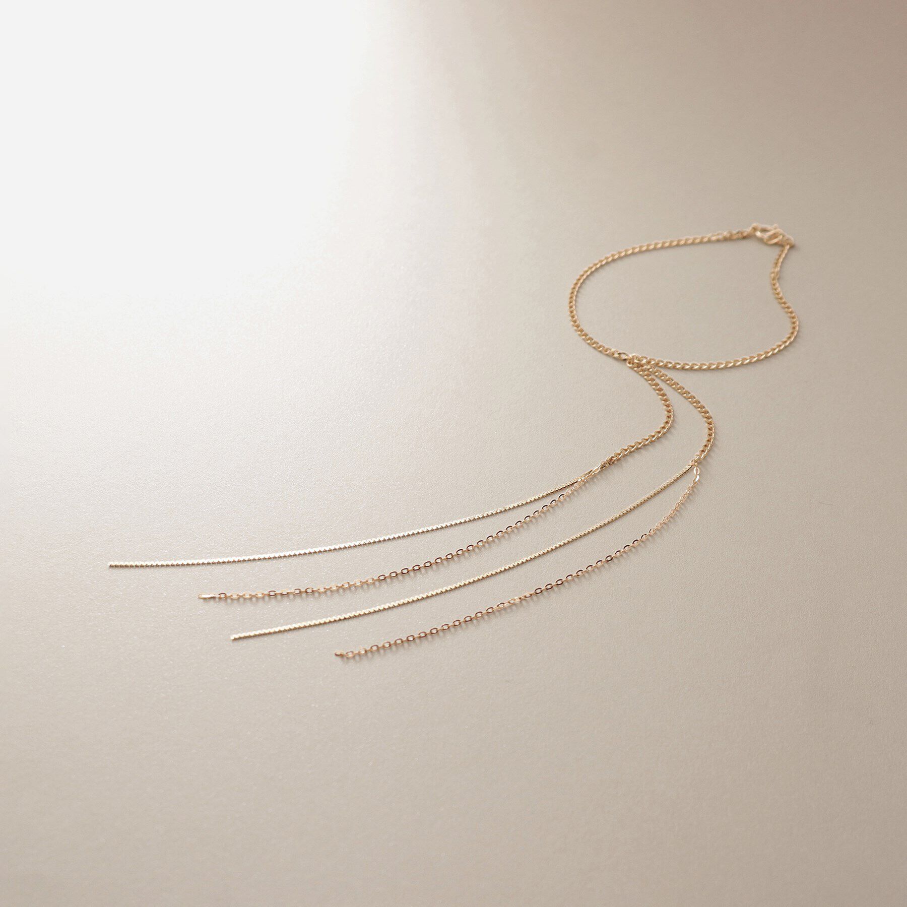 COCOSHNIK「K10キヘイフリンジ ブレスレット」|ブレスレット・バングル|