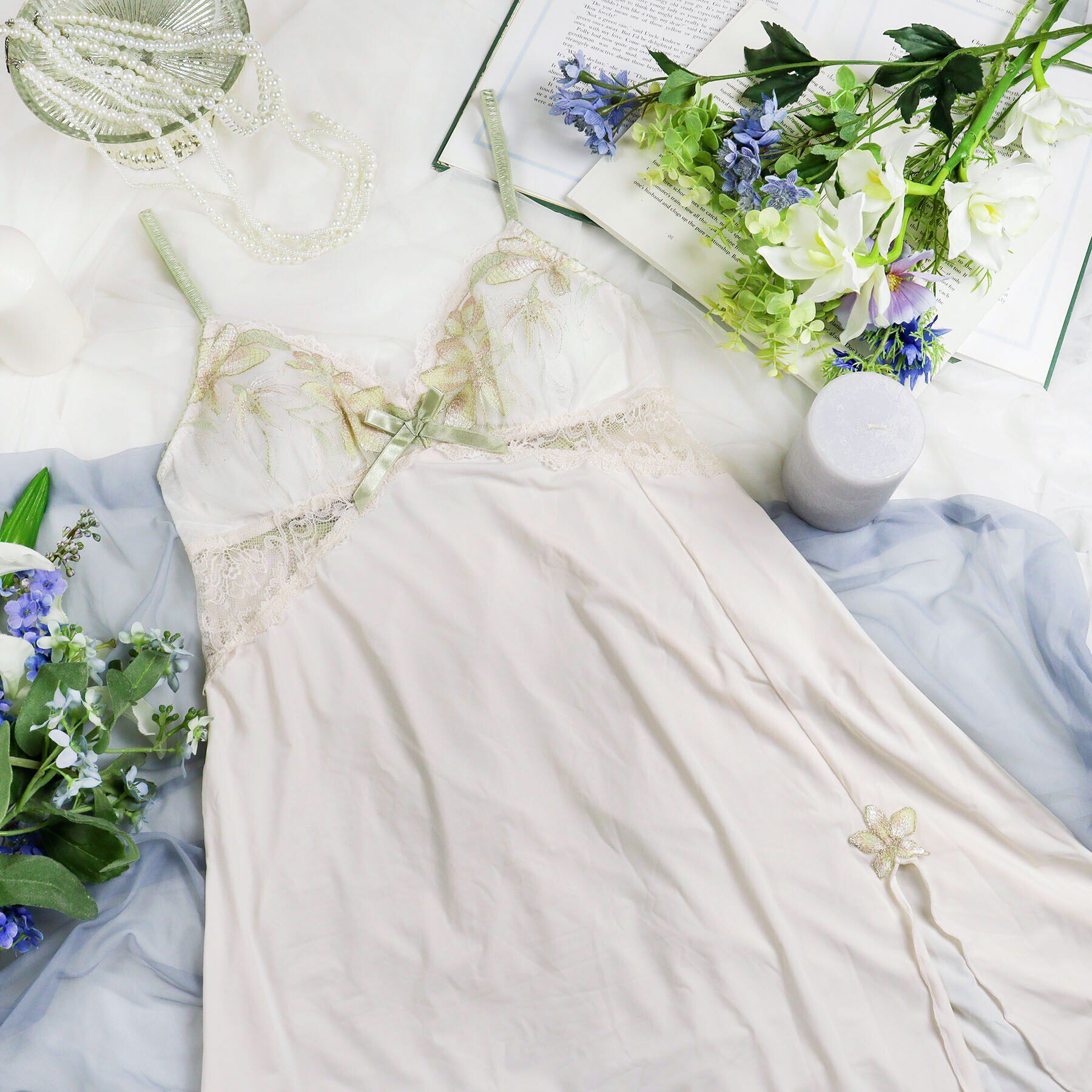 Risa Magli「イレーナ カップ付スリップ」|キャミソール|