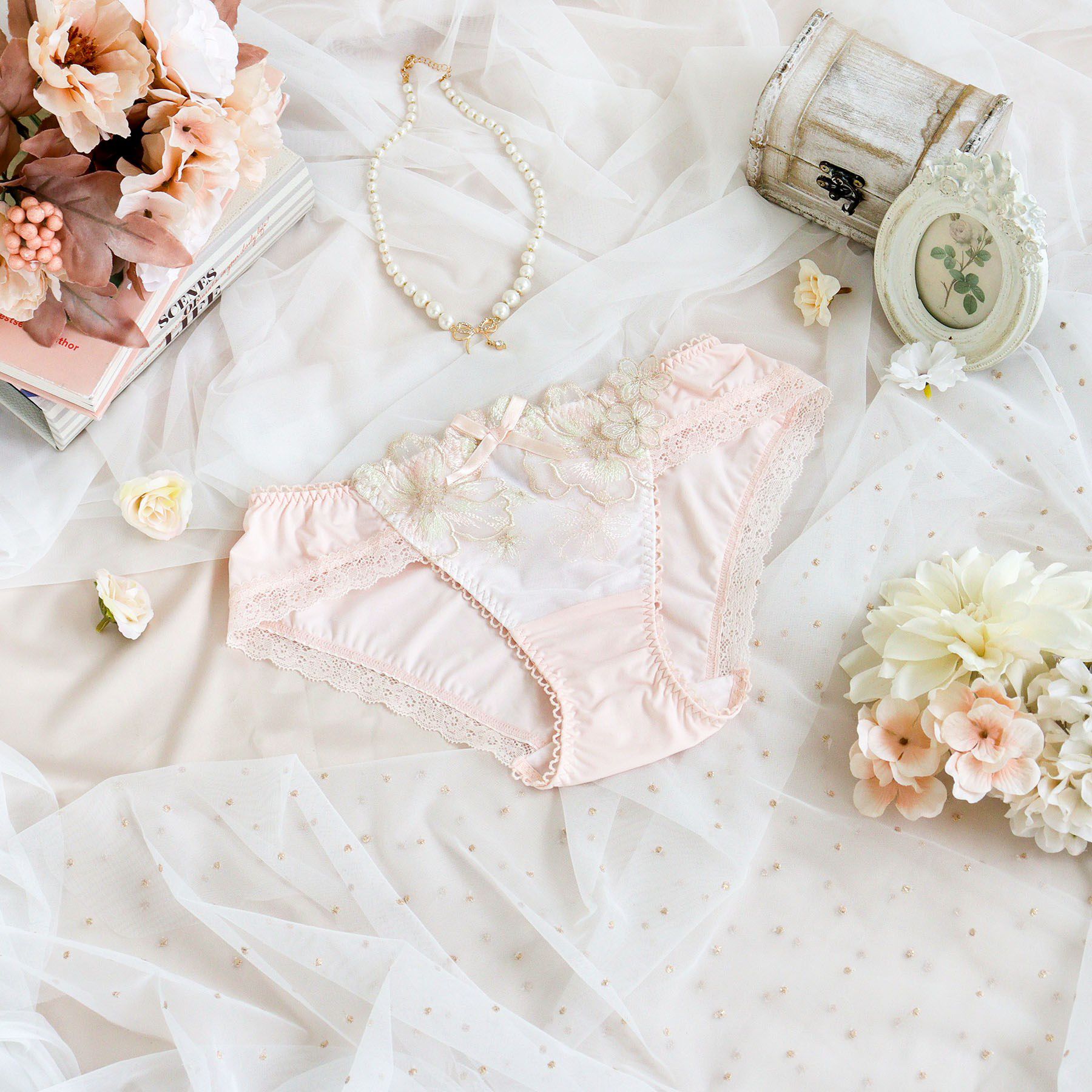 Risa Magli「ピア ノーマルショーツ」|インナー|ピンク(071)