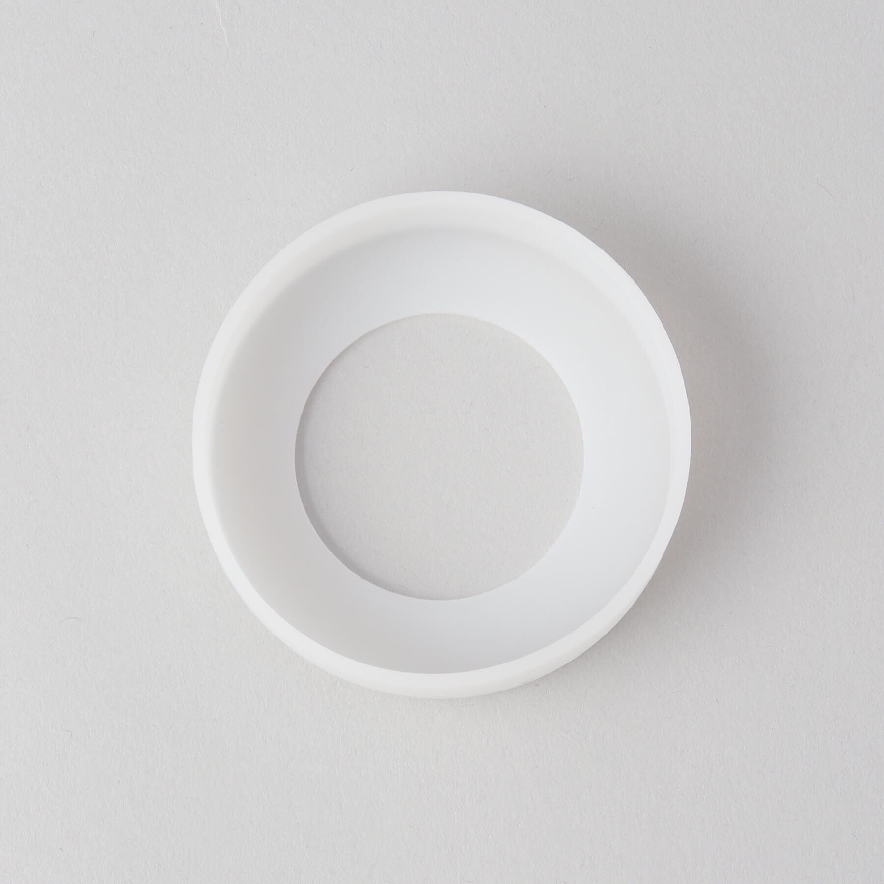 212 KITCHEN STORE「シリコンボトルカバー M WH」|食器・キッチングッズ|