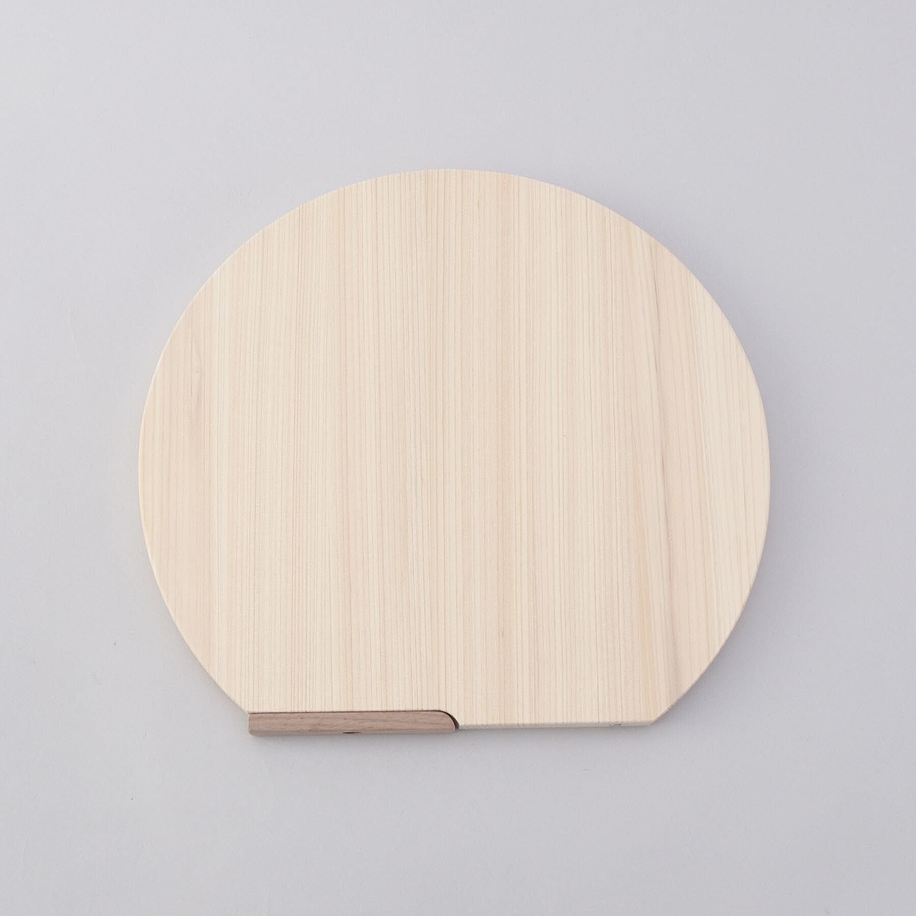 212 KITCHEN STORE「HIDANOKI 立つまるいまな板 M」|食器・キッチングッズ|