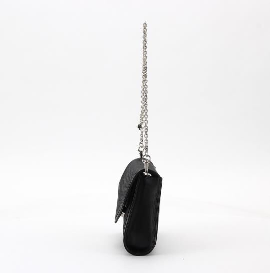 銀座かねまつ「MH24516CFUMET 【本革】グリッタークラッチバッグ」|ショルダー・メッセンジャー|