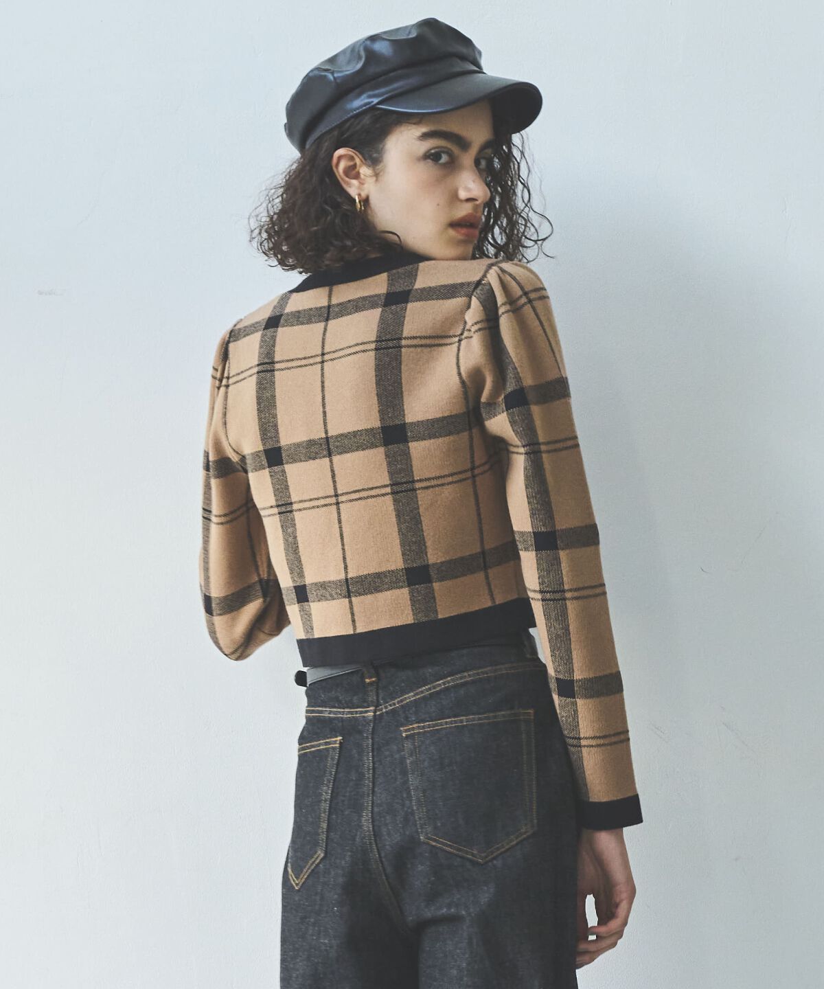 アンドクチュール「チェックジャガードVネックカーディガン」|カーディガン|