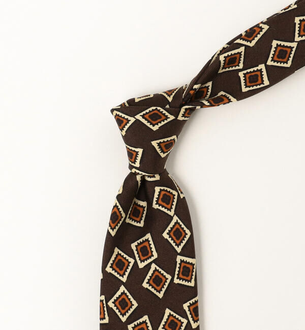 BEAMS PLUS「BEAMS PLUS / シルク スクエアパターン プリント タイ」|ネクタイ・蝶ネクタイ|