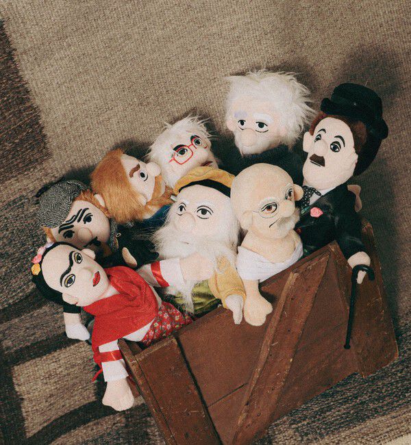 BEAMS「Unemployed Philosophers Guild / Plush Doll ぬいぐるみ」|フィギュア・ホビー|