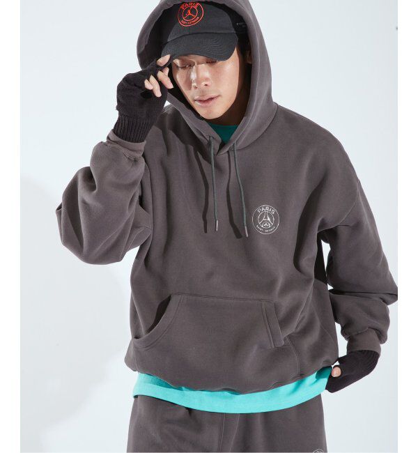 Paris Saint-Germain「【Paris Saint-Germain / パリ・サン＝ジェルマン】JP METALLIC LOGO HOODIE」|パーカー|