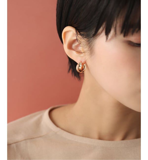 Lilas by Spick&Span「ワイドラインクロスフープピアス K10（両耳）」|ピアス|