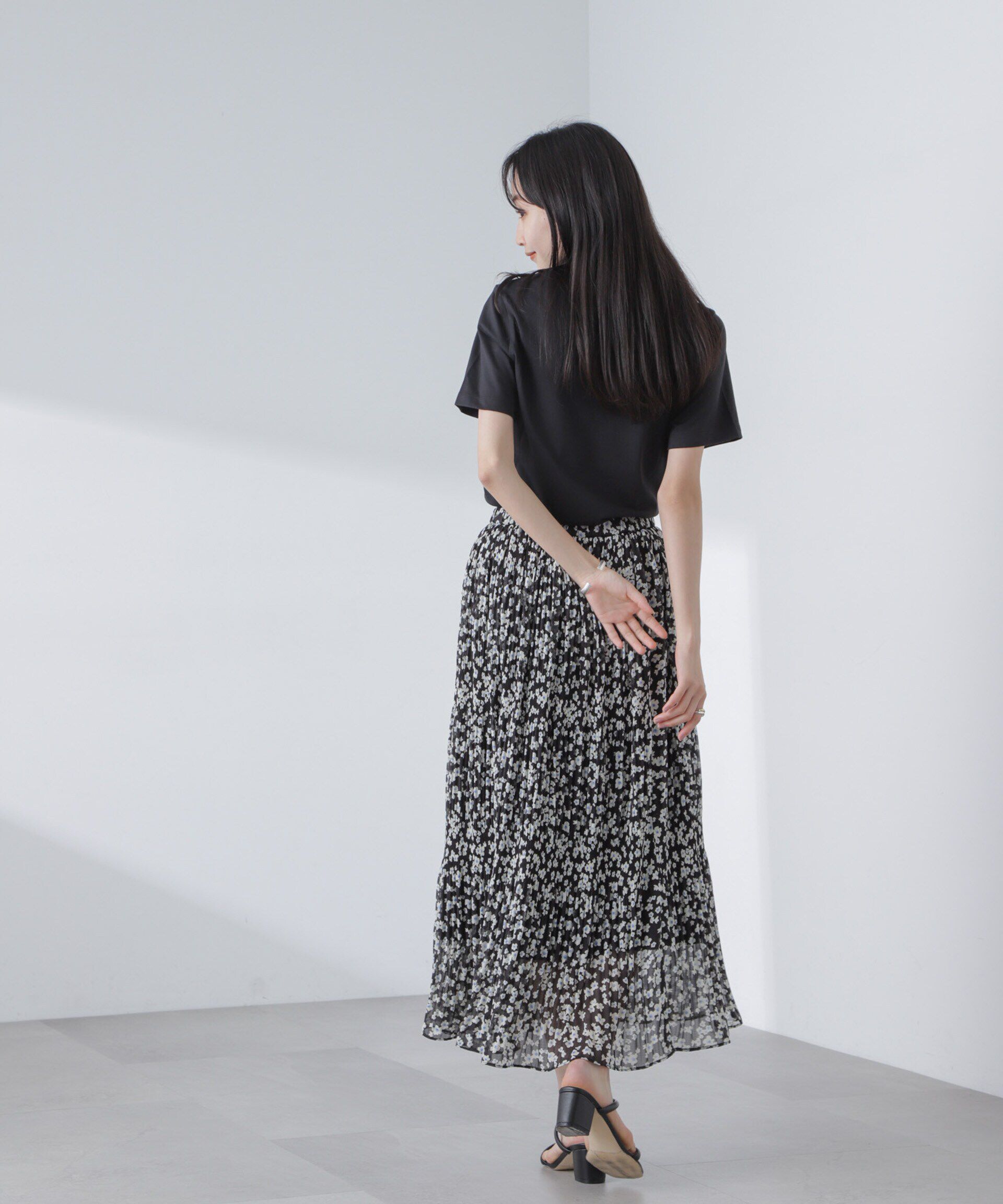 nano･universe「小花柄マジョリカプリーツスカート」|スカート|