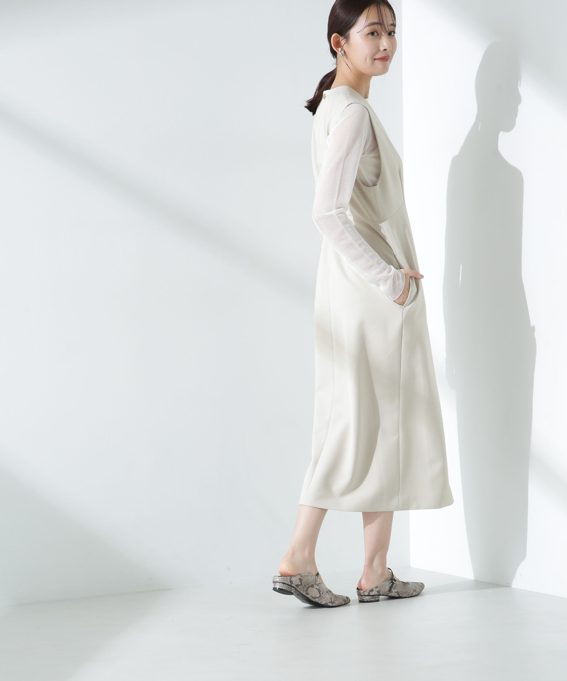 nano･universe「デイリーファンクション Vネックタックワンピース(セットアップ可)」|ワンピース|