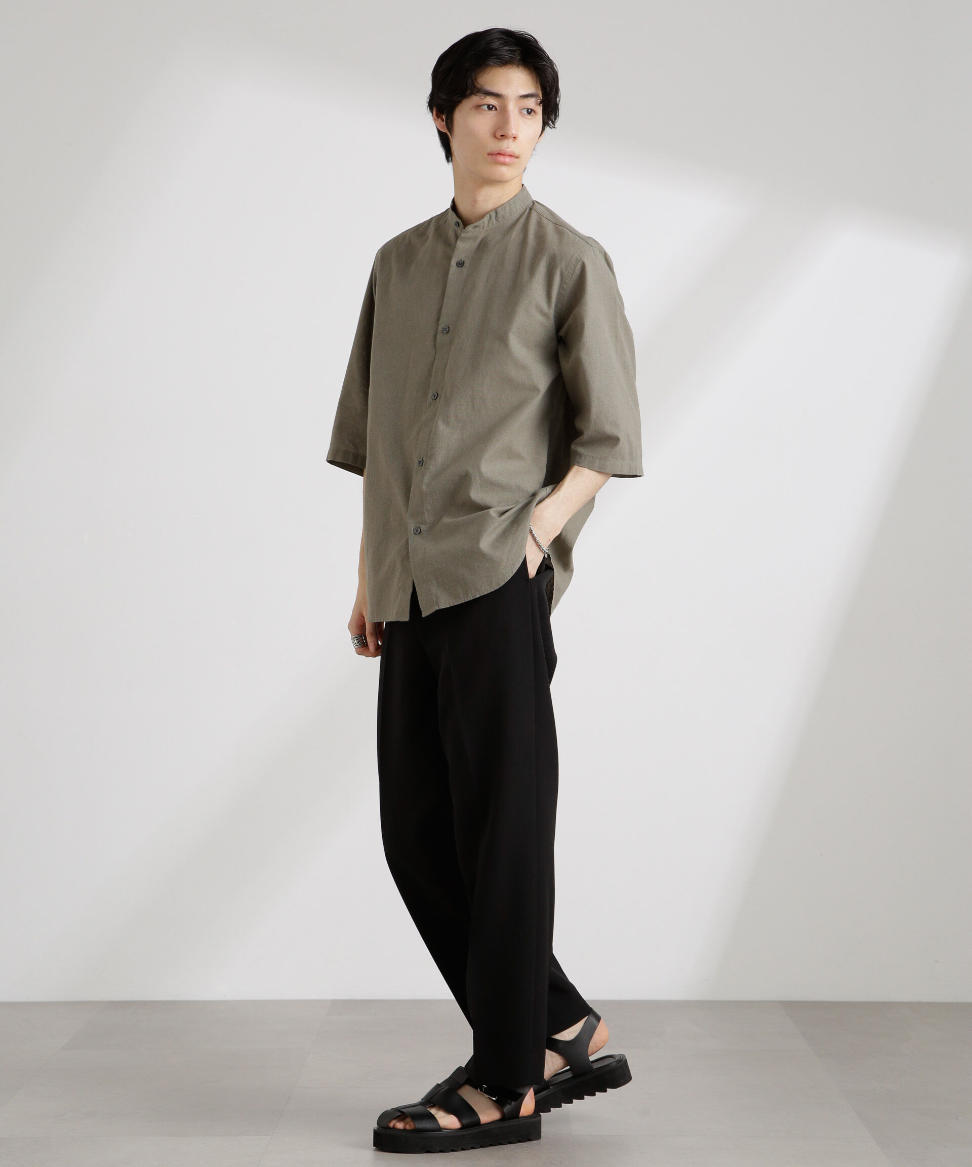 nano･universe「クールマックスリネンバンドカラー7分袖」|シャツ・ブラウス|