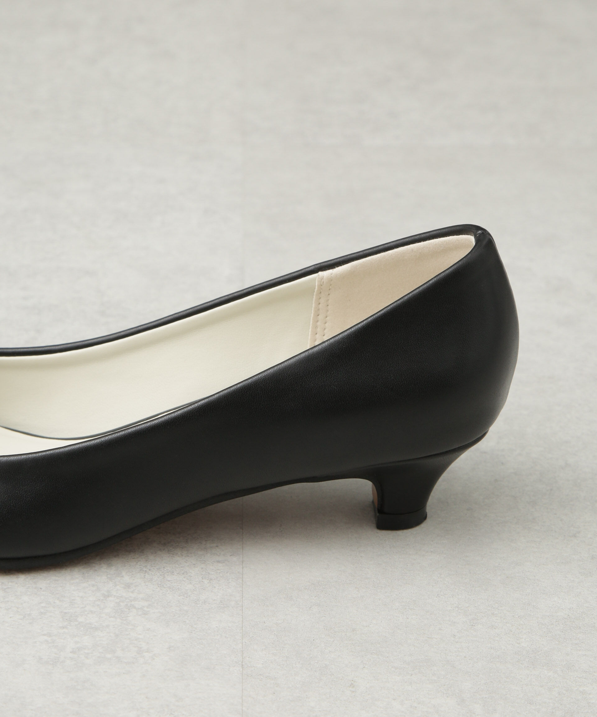 nano･universe「リボンローヒールパンプス」|ビジネス・ドレスシューズ|