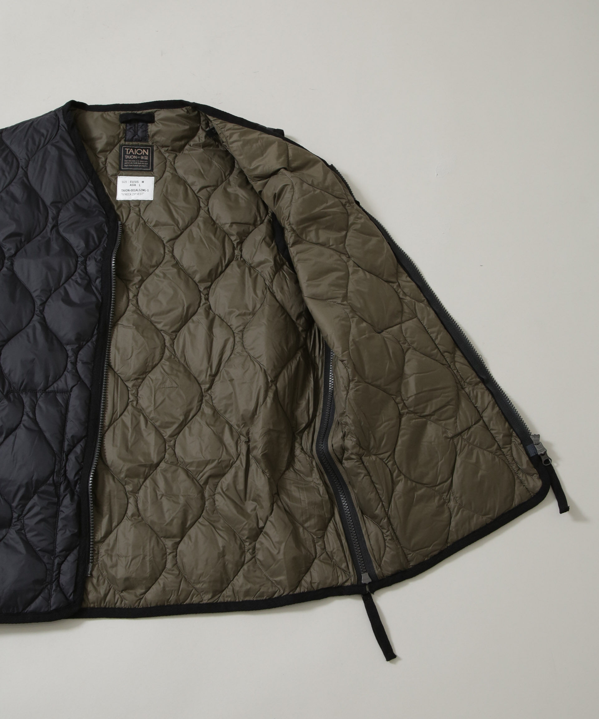nano･universe「TAION/MILITARY V NECK W-ZIP DOWN VT」|ダウン|