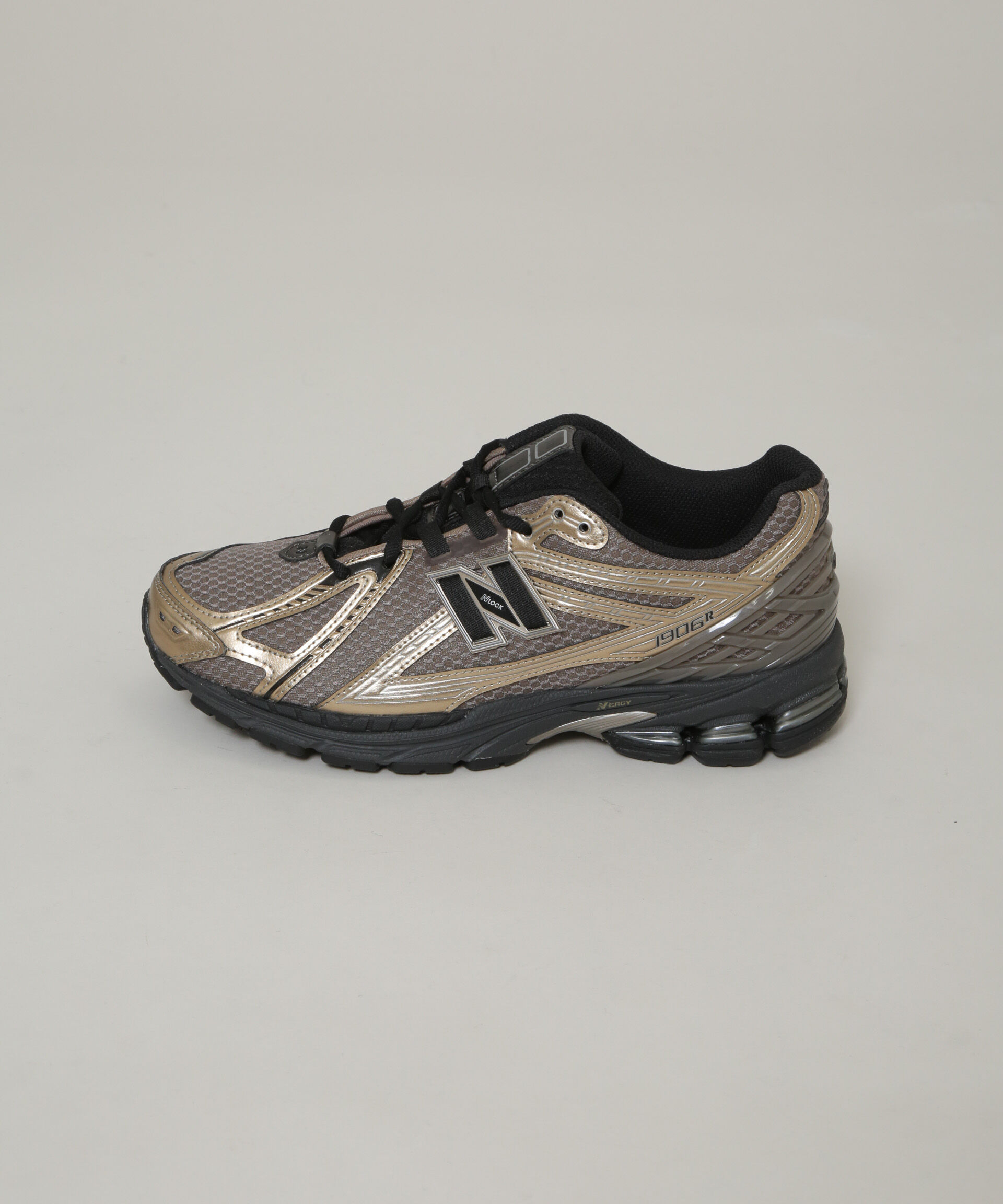 nano･universe「new balance/1906R」|スニーカー|