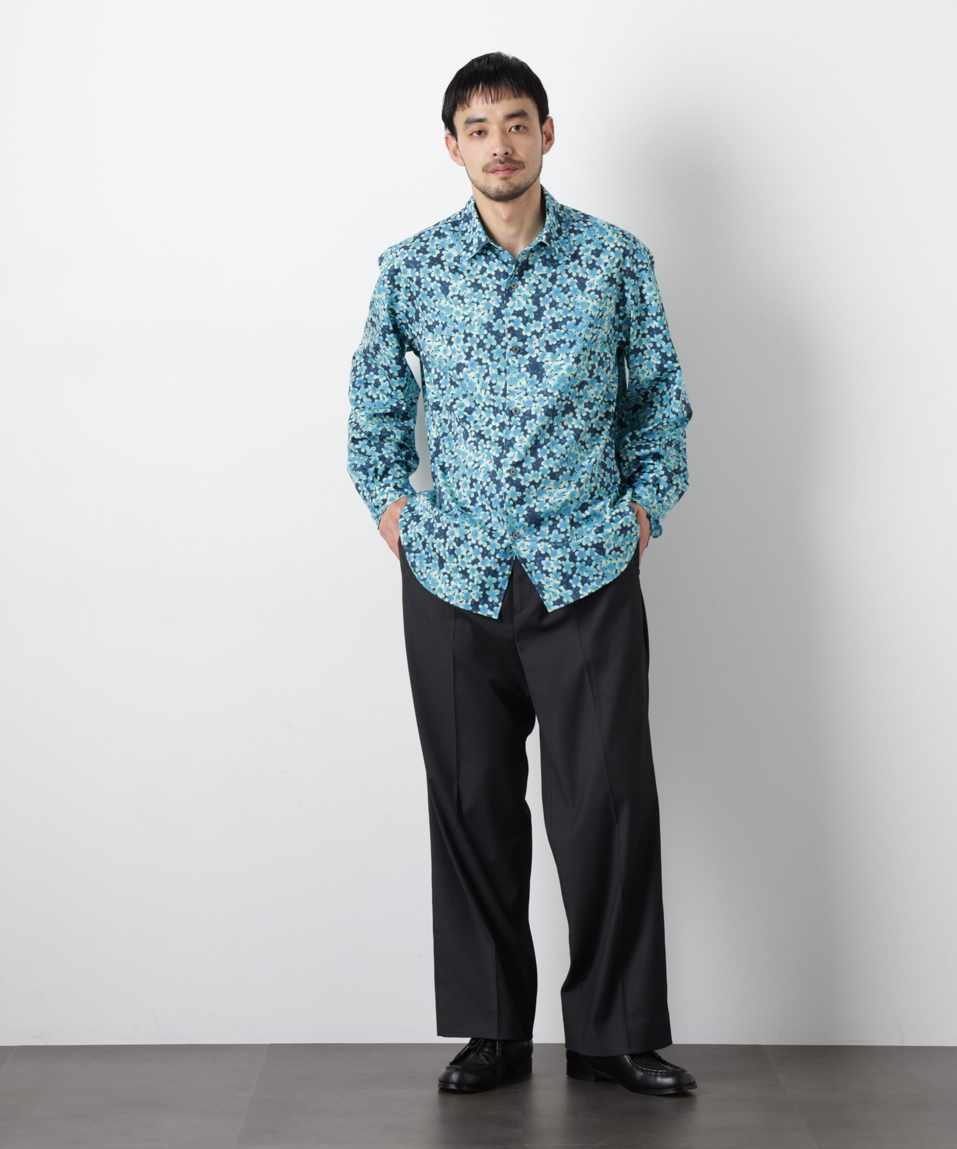 nano･universe「「EDITRIAL PRINT」アートフラワーシャツ」|シャツ・ブラウス|