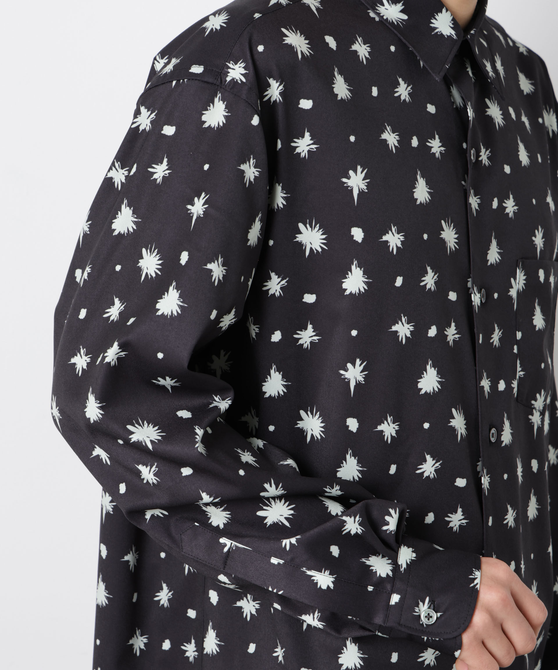 nano･universe「「EDITRIAL PRINT」アートフラワーシャツ」|シャツ・ブラウス|