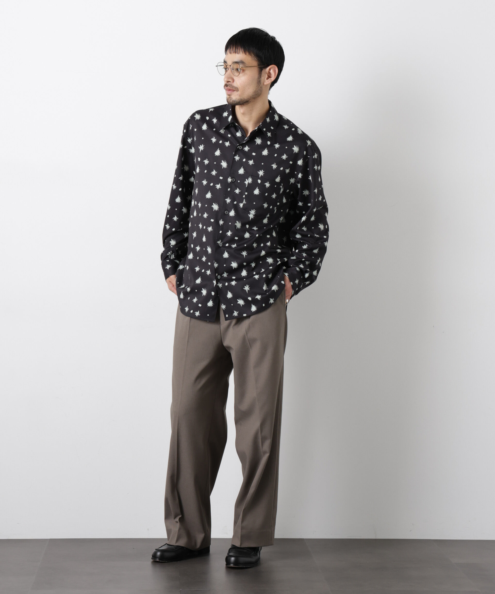 nano･universe「「EDITRIAL PRINT」アートフラワーシャツ」|シャツ・ブラウス|