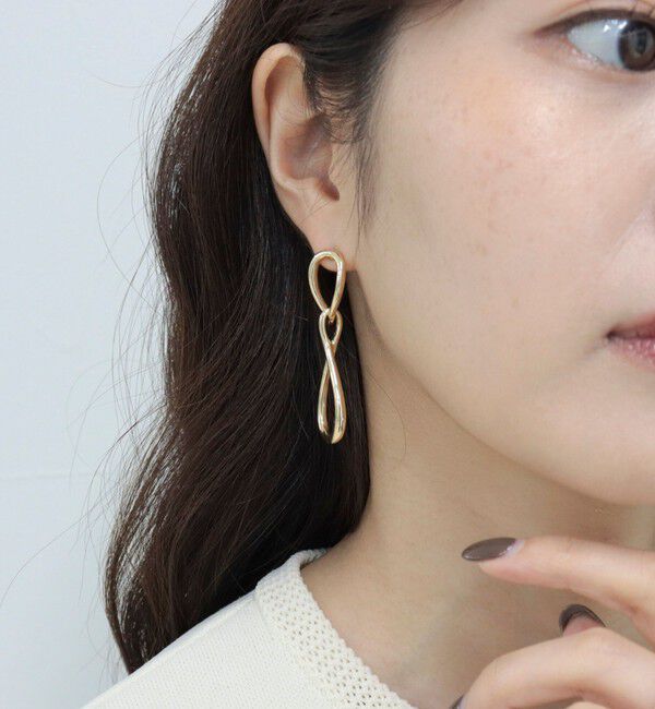 fredy emue「メタルスイングピアス」|ピアス|