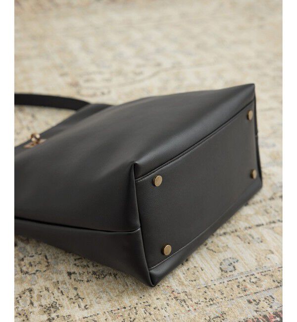 SALON adam et rope'「【WEB限定】【WS（ドゥーブル）】ソフトレザーメタルロックバケットバッグ」|ショルダー・メッセンジャー|