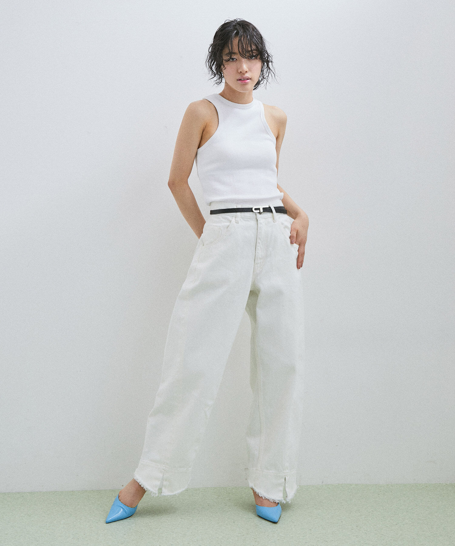 ADAM ET ROPE'「【サステナブル】ロゴバックルスリムベルト」|ベルト|