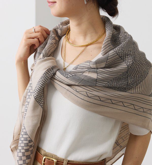  「【デイリーに活躍/大判130&times;130】ダイヤホース柄大判スカーフ」|バンダナ・スカーフ|