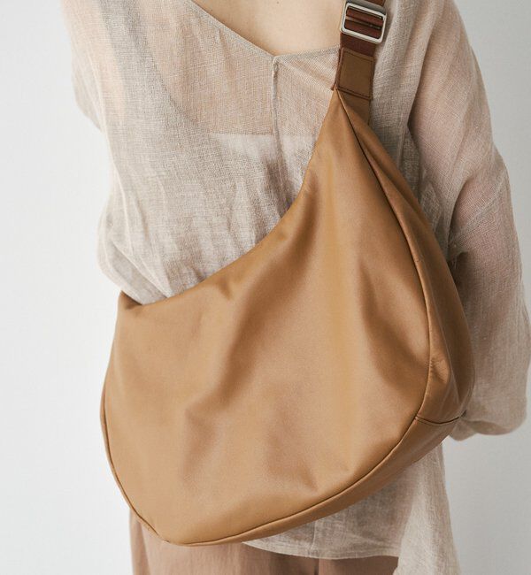  「ソフトレザーラウンドビッグショルダーバッグ」|ショルダー・メッセンジャー|