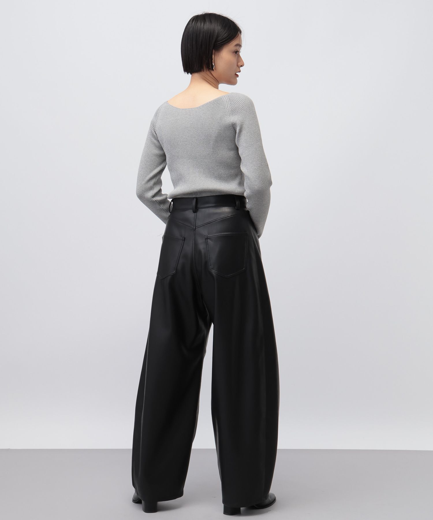 A part by 「2WAYボートネックプルオーバー_長袖」|ニット・セーター|