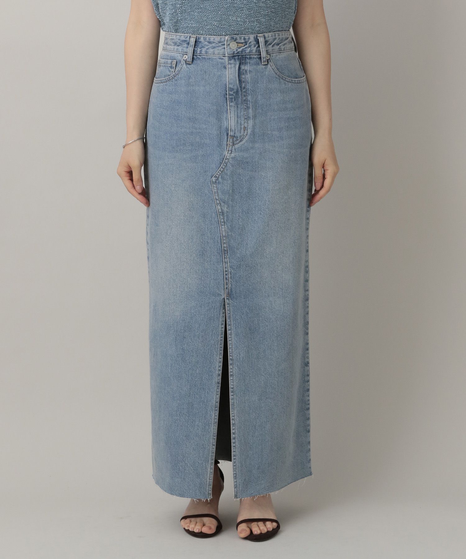 A part by 「Apbスリットデニムスカート」|タイト|