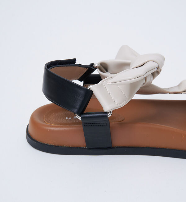 AU BANNISTER「【WEB限定】軽量/厚底 リボン スポーツ サンダル」|サンダル|