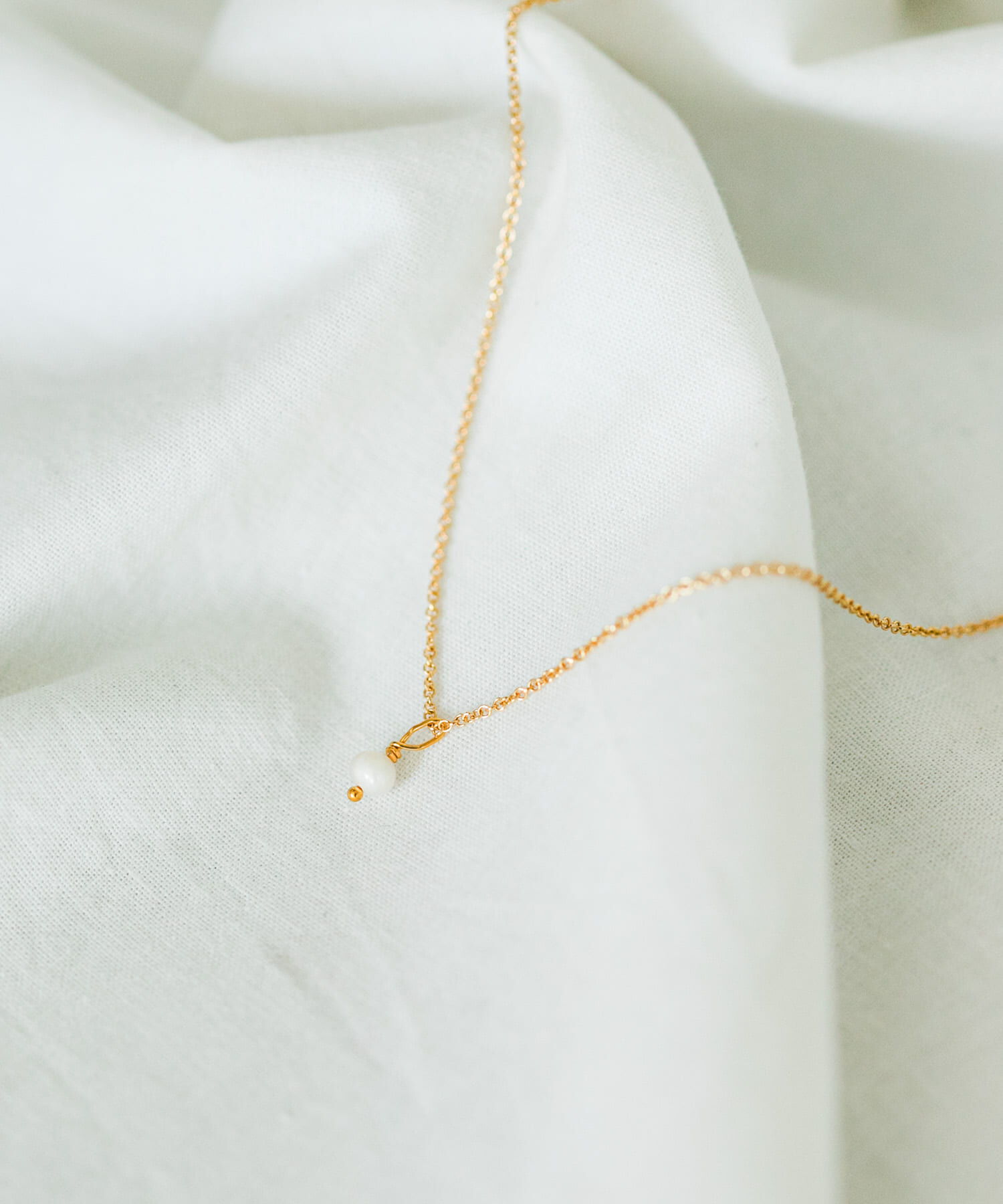 URBAN RESEARCH DOORS「誕生石ネックレス」|ネックレス|ホワイト