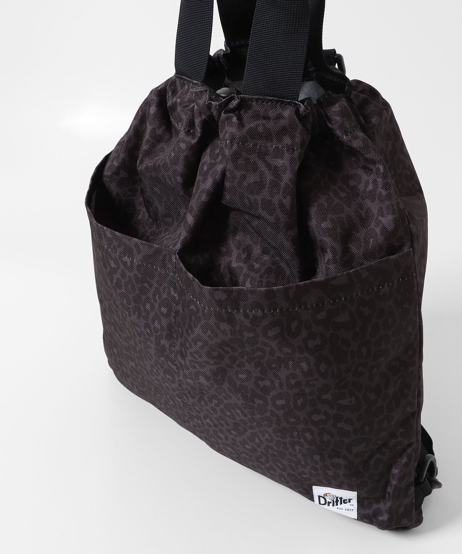 URBAN RESEARCH DOORS「『別注』DRIFTER&times;DOORS　ナップサック」|その他|