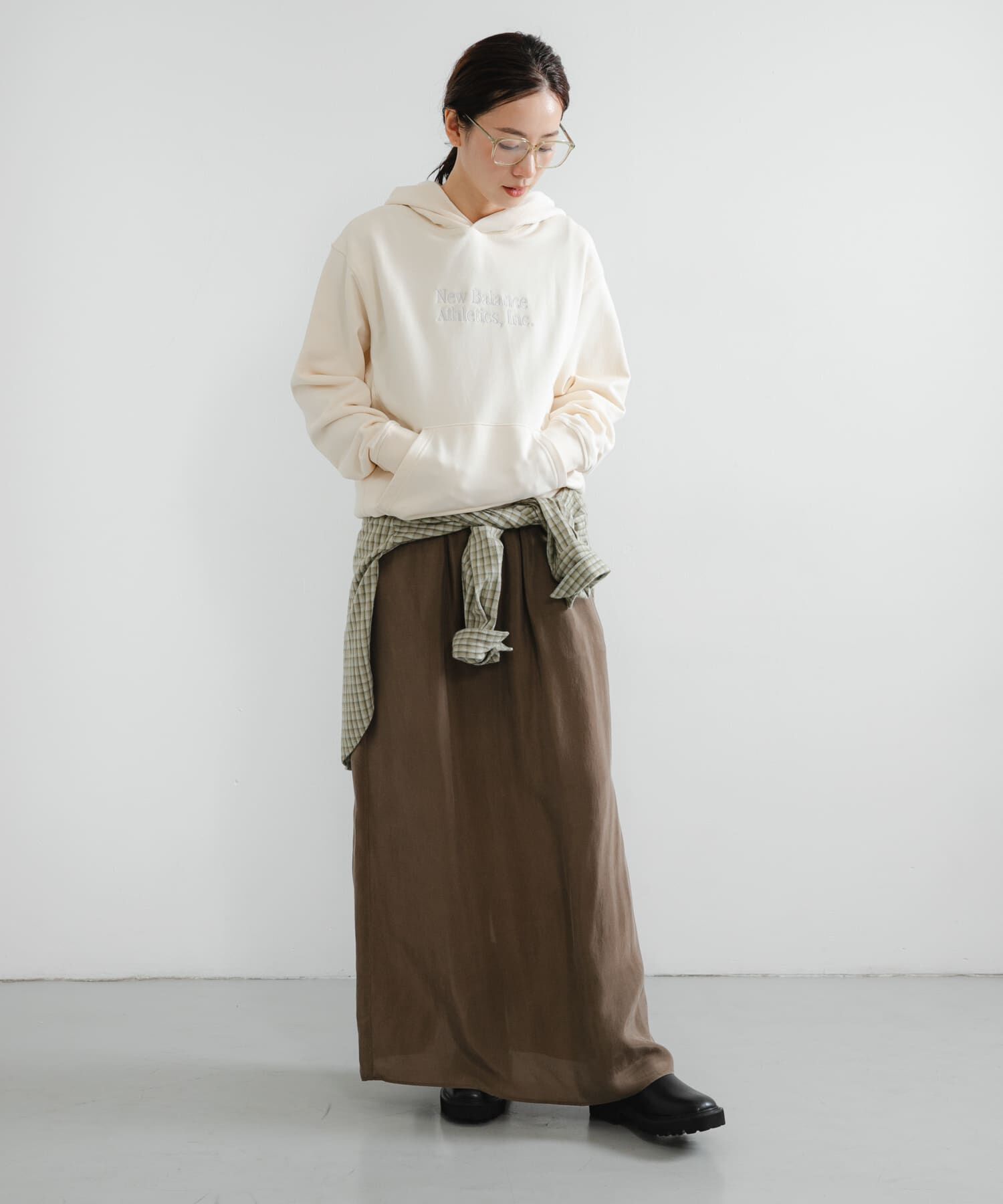 URBAN RESEARCH「NEW BALANCE　Athleticsクラシックスフーディ」|パーカー|