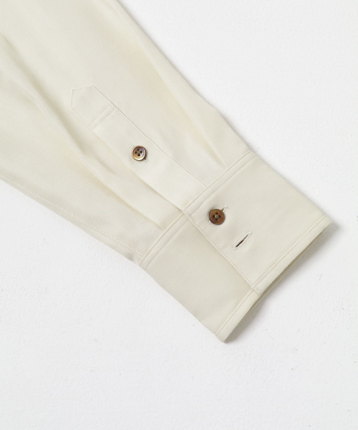 URBAN RESEARCH「new basic　WOOL TWILL SHAPE SHIRTS」|シャツ・ブラウス|