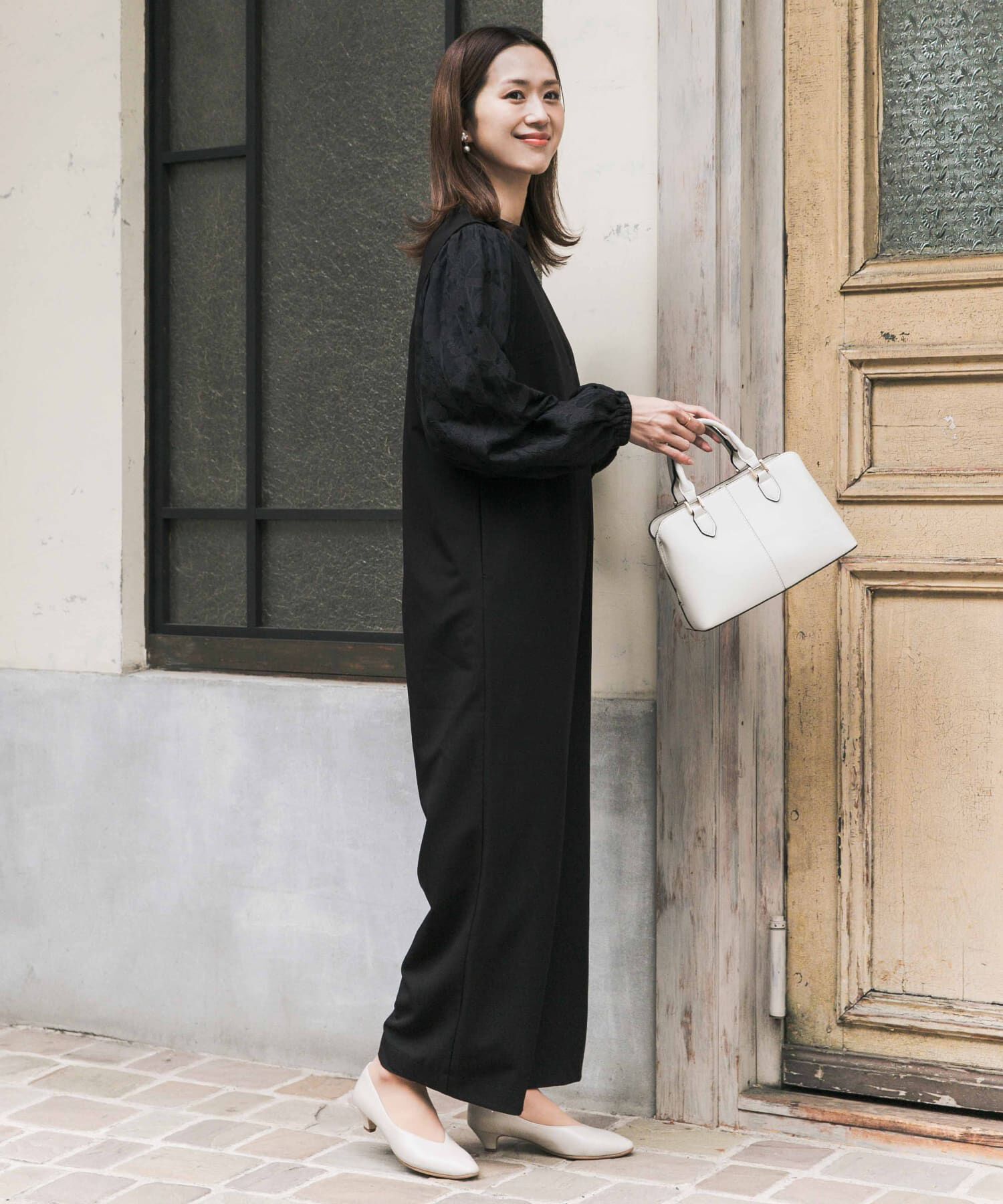 URBAN RESEARCH DOORS「Vネックタックオールインワン」|オールインワン|