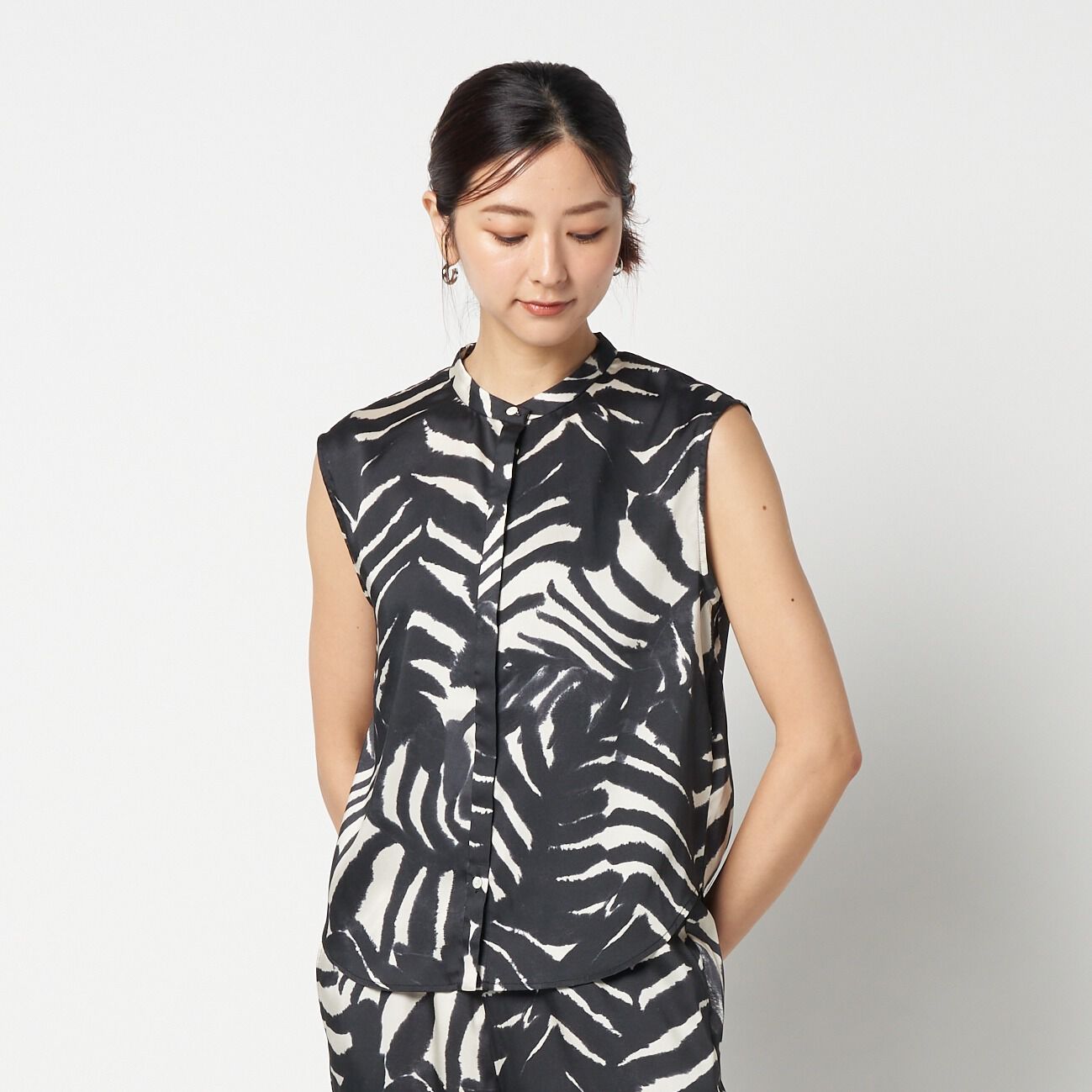 HELIOPOLE「HELIOPOLE ARGENTI PRINT SLEEVELESS BLOUSE」|シャツ・ブラウス|