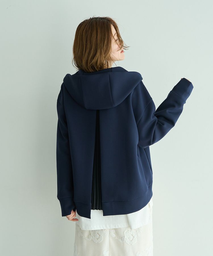 YECCA VECCA「バックプリーツZIPフーディー」|ブルゾン・スタジャン|