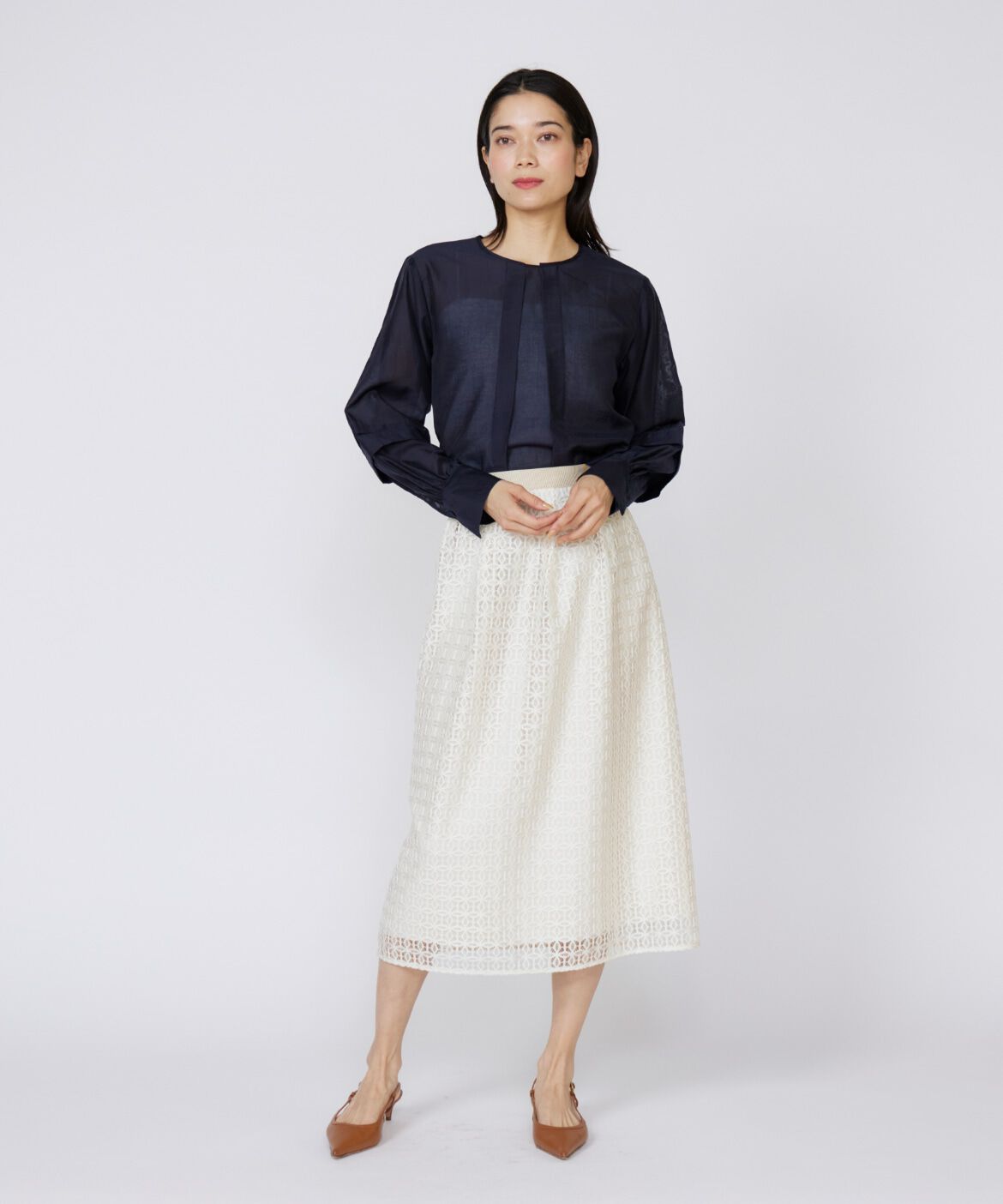 INED「シャイニーローンタックブラウス」|シャツ・ブラウス|