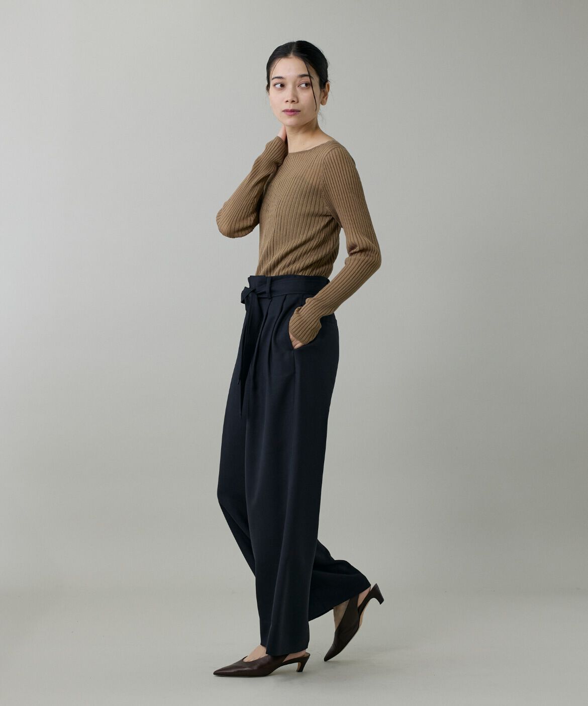 INED「ライトカルゼ ベルテッドワイドパンツ」|その他|