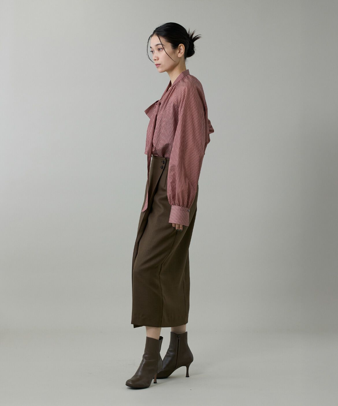 INED「《大きいサイズ》シャドーボーダーボウタイブラウス」|シャツ・ブラウス|