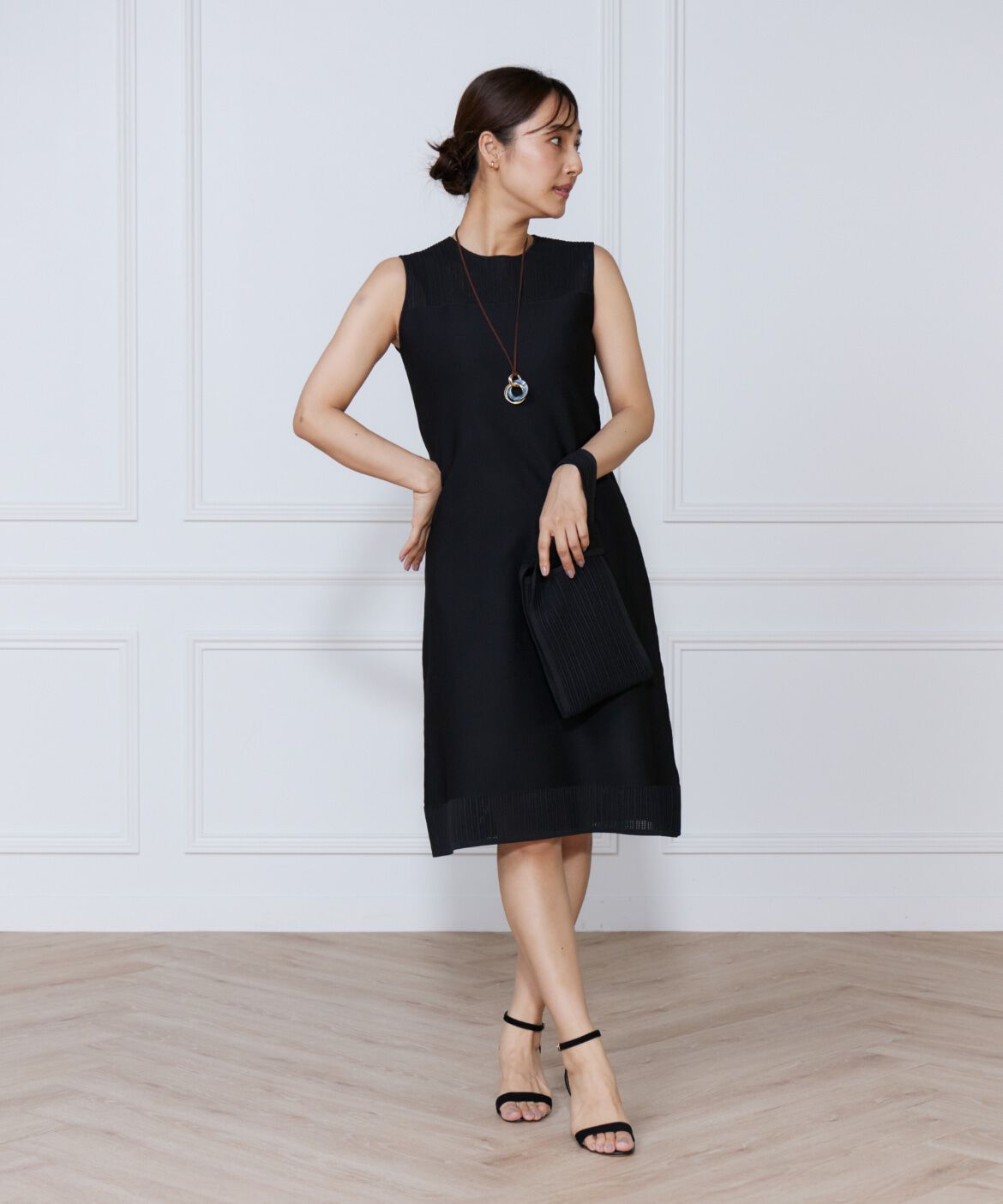 ef-de Black「ハートアイレットニットワンピース」|ワンピース|