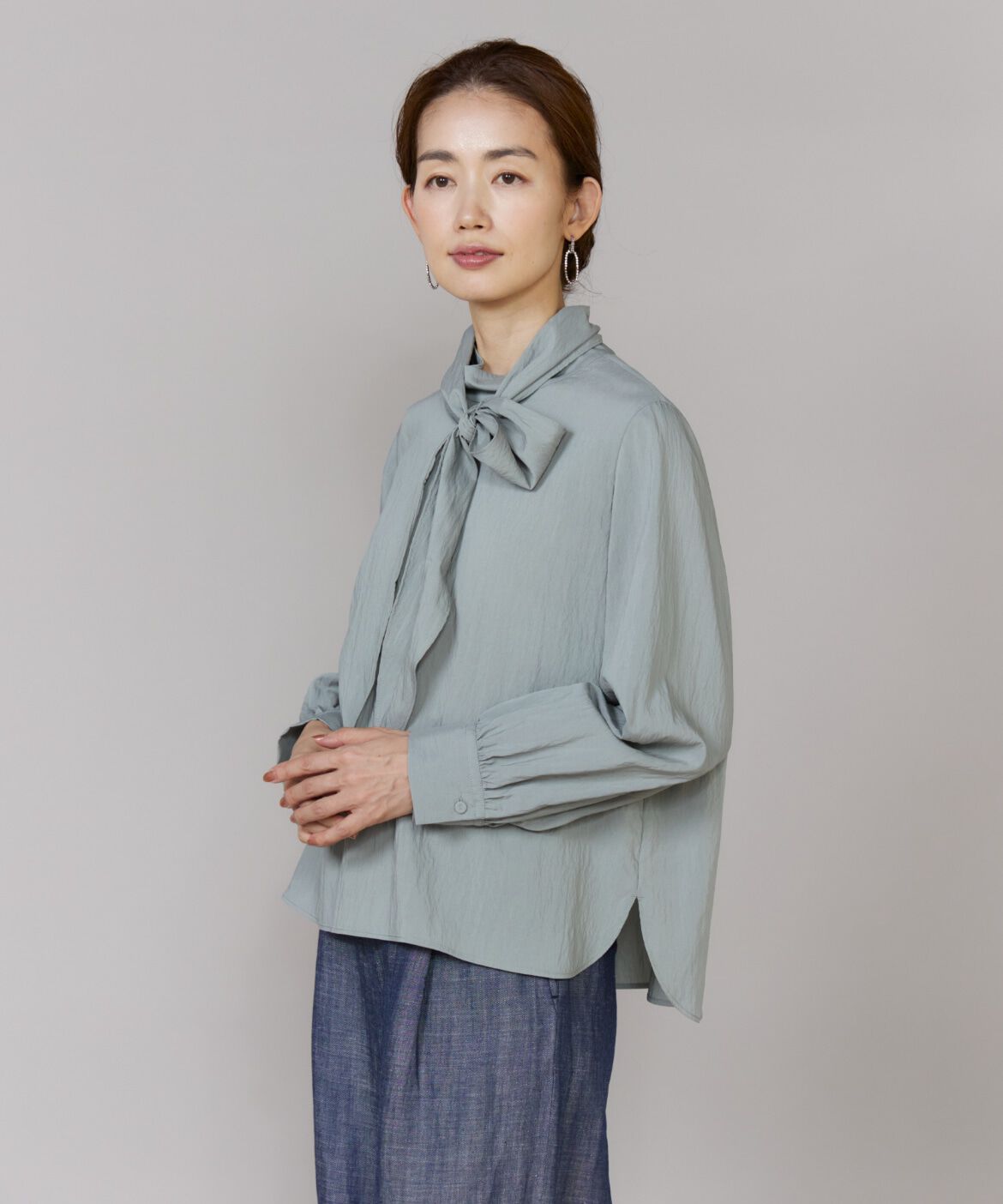 Le Souk「《大きいサイズ》ハイネックボウタイブラウス」|シャツ・ブラウス|