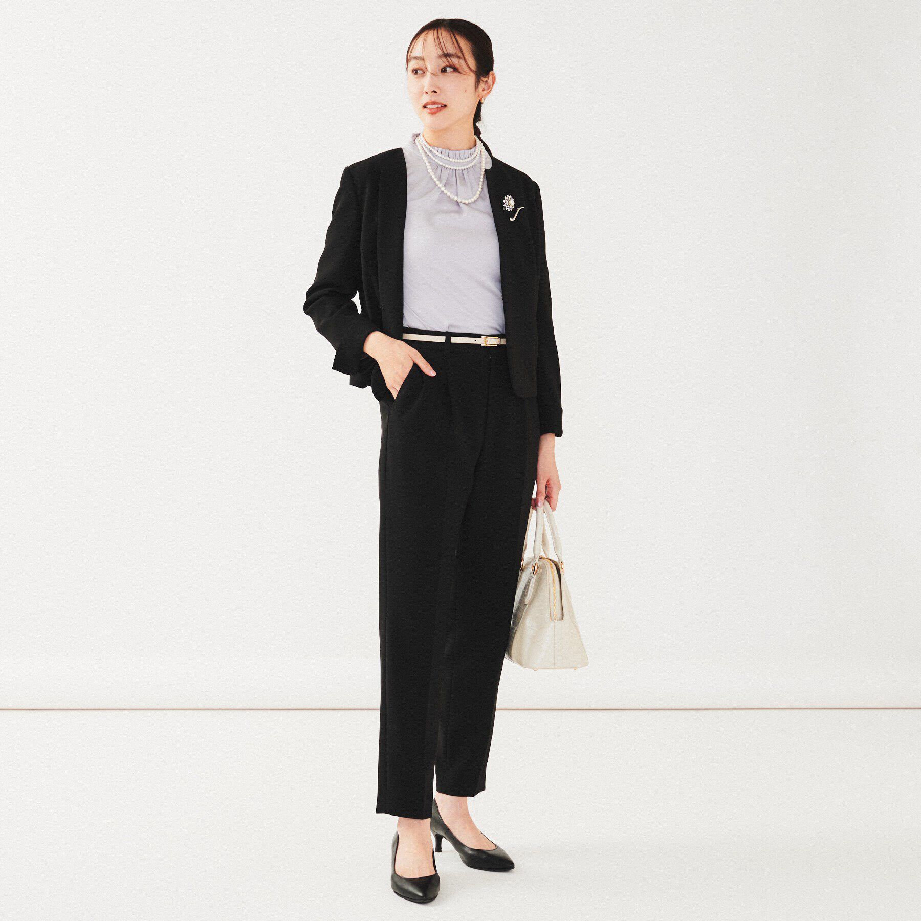 UNTITLED「【通勤スーツ】タックテーパードパンツ」|その他|